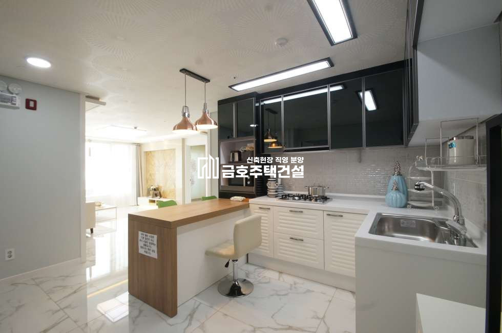 인천 부평구 십정동 서울 1호선 백운역, 인천1호선 부평삼거리역 / 도보로 어디든 가능!! 거실넓은 32평형 신축빌라!! 분양 매물번호 10283 사진 9
