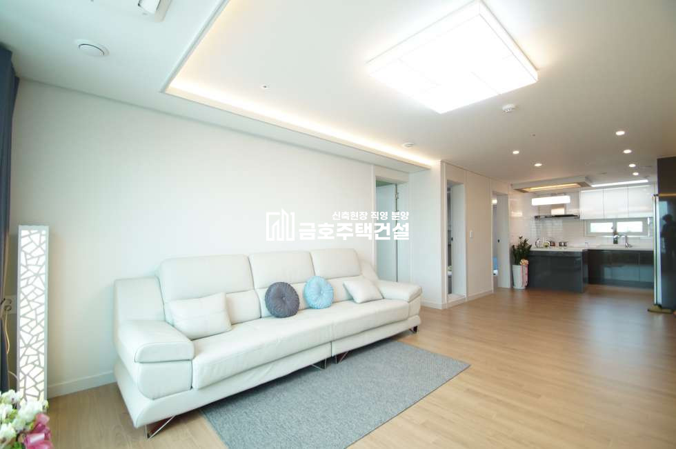 인천 부평구 청천동 넓은 주방 거실 ★★ 층간소음방지 2배 시공!★ 높은 층고! 탁 트인 주거공간! 분양 매물번호 10298 사진 5