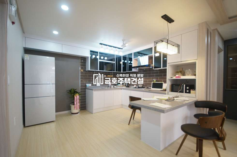 경기 부천원미구 심곡동 신중동 명품학군 밀집 A급 잔여 1500만 인하 !! 초등학교 인근 조용하고 깨끗한 주거지 !! 분양 매물번호 10463 사진 8