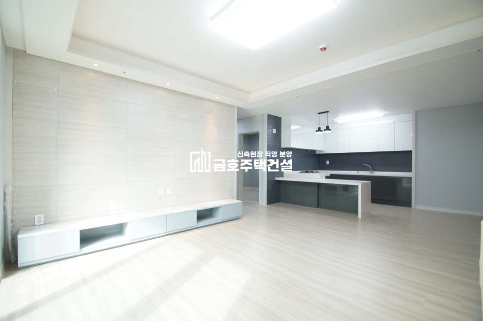 경기 부천원미구 심곡동 심곡천 VIEW~!! 정남향 호텔식 4룸~!! 유니크한 심곡동 큰집 추천 분양 매물번호 10488 사진 8