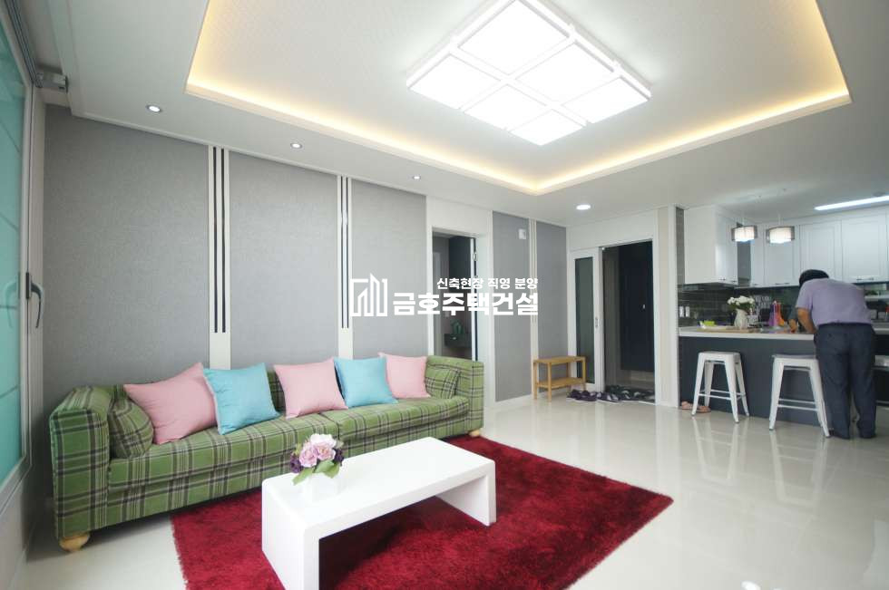 경기 부천원미구 심곡동 ♬ 넓은거실 3-4인가족♬ ● 초.중.고 초역세권 ● ◐ 244세대 14층건물◑ ㉿ 안방12자 중간방11자 ㉿ 분양 매물번호 10496 사진 5