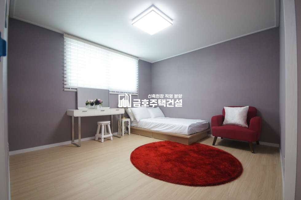 경기 부천원미구 심곡동 ♬ 넓은거실 3-4인가족♬ ● 초.중.고 초역세권 ● ◐ 244세대 14층건물◑ ㉿ 안방12자 중간방11자 ㉿ 분양 매물번호 10496 사진 9