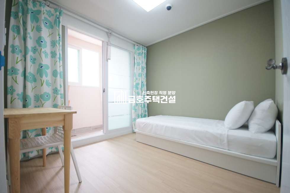 경기 부천원미구 심곡동 ♬ 넓은거실 3-4인가족♬ ● 초.중.고 초역세권 ● ◐ 244세대 14층건물◑ ㉿ 안방12자 중간방11자 ㉿ 분양 매물번호 10496 사진 11