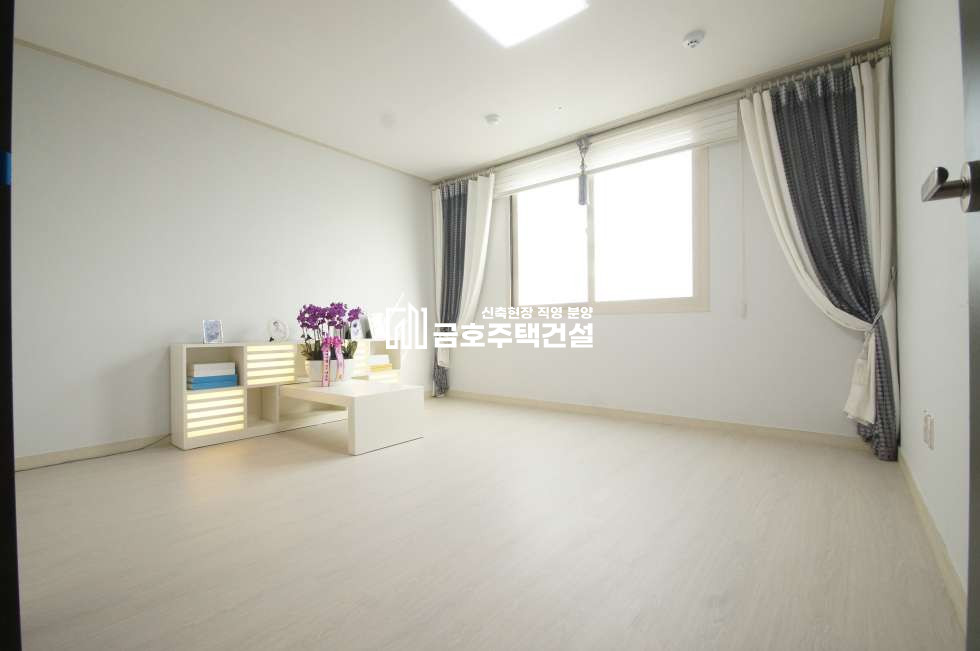 경기 부천원미구 원미동 춘의역 도보5분 최고급 아파트3룸 / 초,중,고 도보2분 : 학세권,역세권 / 빅마켓 , 병원 , 완벽교통 : 트리플 인프라 분양 매물번호 10532 사진 10