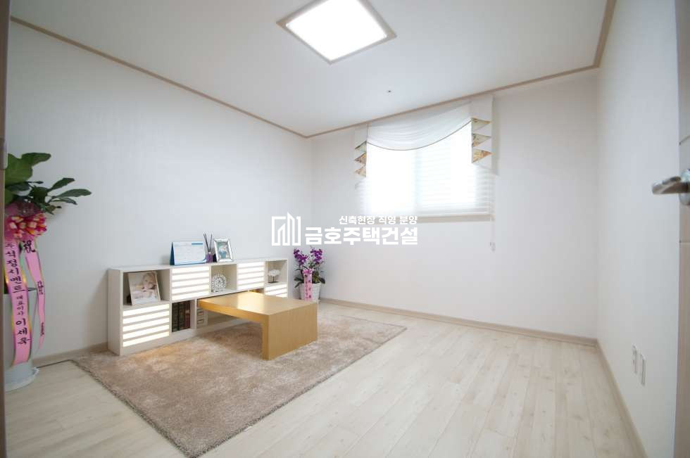 경기 부천원미구 원미동 한시적 3천만원 입주 가능 !! 3룸 알짜배기 현장 , 저금리 사업자 특판 90%한도 융자 상담도 가능~!! 분양 매물번호 10533 사진 9
