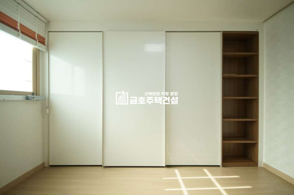 경기 부천원미구 춘의동 춘의동 금자탑 33평형 3룸 / 여성들 취향저격 / 탁트인 정남향 + 말끔한 몰딩마감 / 잔여2세대 분양 매물번호 10663 사진 15