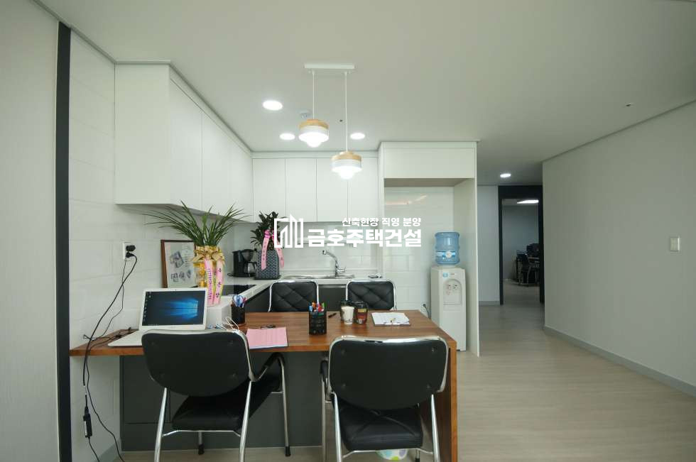 경기 부천원미구 춘의동 춘의역 정남향 2룸! 3룸만한 2룸으로 거실 넓고 방도 넓어요. 방2/화2 분양 매물번호 10675 사진 7