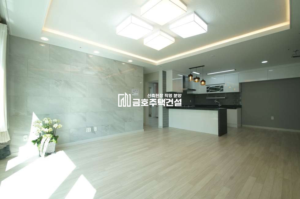 경기 부천원미구 춘의동 춘의동 따뜻한 햇살이 기분 좋은~ 정남향 3룸 잔여세대 특가현장! 분양 매물번호 10678 사진 6