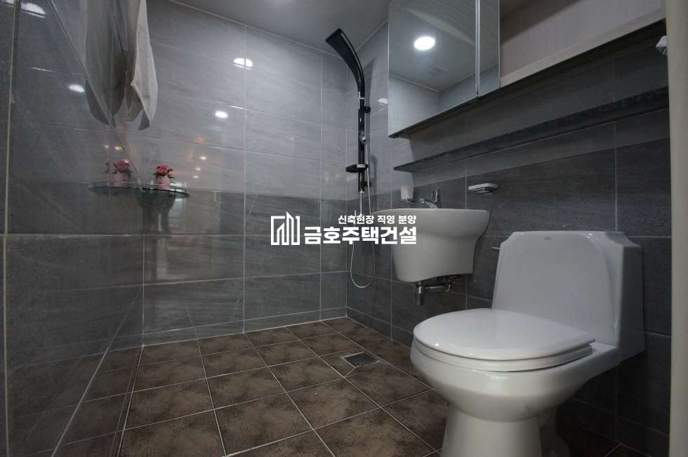 인천 부평구 십정동 테라스 ■ 모던한 인테리어 ■ 층간소음제 ■ 최고급 강화마루 시공 ■ 분양 매물번호 10383 사진 12