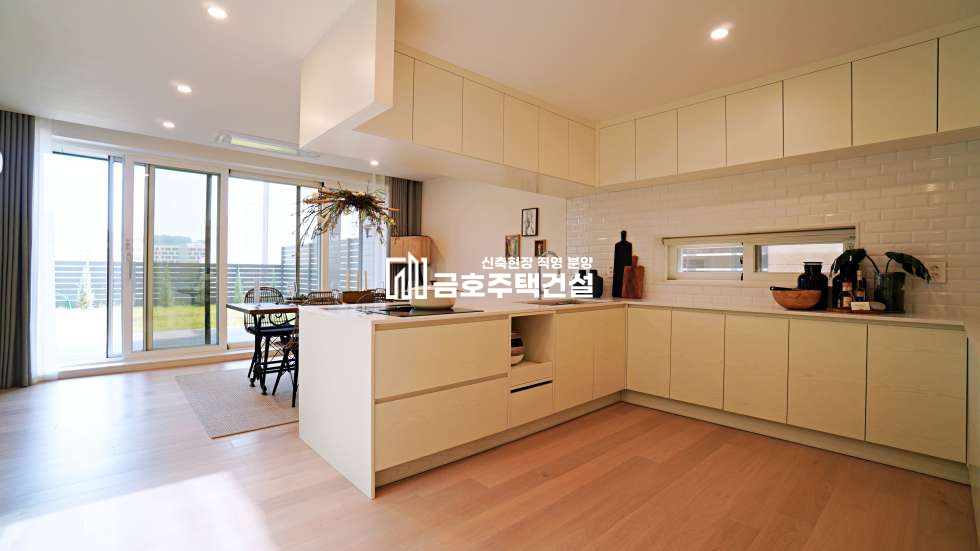 경기 광주시 오포읍 푀르스티안 / 정말 아름다운 역대급 단독주택 - 중정편 #1 / 대지 140평, 건평 64평 분양 매물번호 11132 사진 8