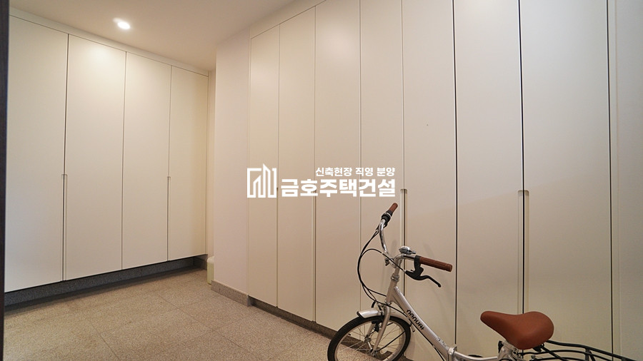 경기 광주시 오포읍 푀르스티안 / 정말 아름다운 역대급 단독주택 - 파티룸편 #1 / 대지 140평, 건평 94평 분양 매물번호 11133 사진 3