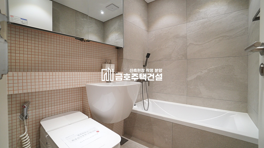 경기 광주시 삼동 헤리티지 2차 / 사우나를 즐길 수 있는 럭셔리 단독주택 / 건평 75평 + 대지 180평 + 3층테라스 10평 + 주차장 15평 분양 매물번호 11131 사진 22
