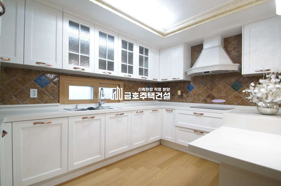인천 부평구 부평동 한샘 정품 주방과 욕조가 들어간 넓은 4룸 현장 / 7호선 역세권 분양 매물번호 10122 사진 9