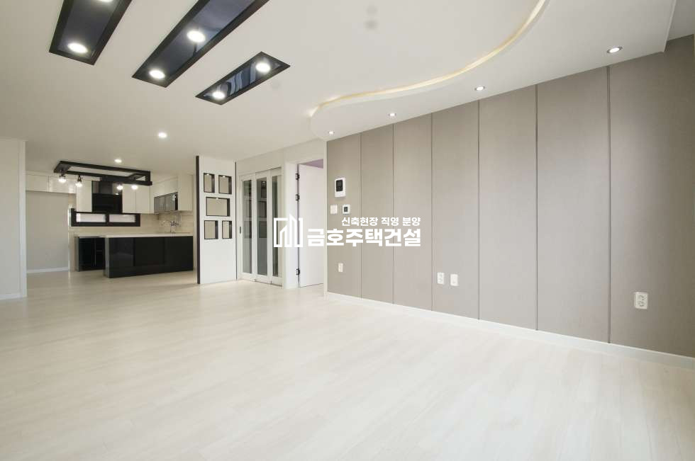 인천 부평구 부평동 귀한 테라스 3룸! 활용도가 정말 다양해서 인기가 많은 현장 입니다. 부평역 초 역세권! 분양 매물번호 10106 사진 5