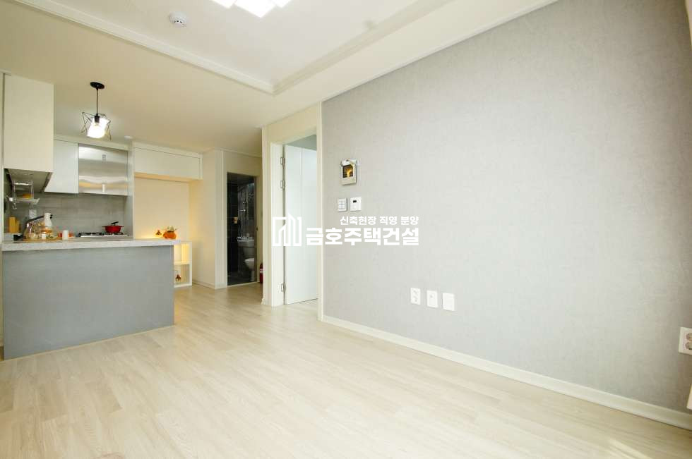 인천 부평구 부평동 아파트형 구조의 깔끔하고 모던한 인테리어 3룸! 요즘 소형평수가 인기입니다. 분양 매물번호 10036 사진 6