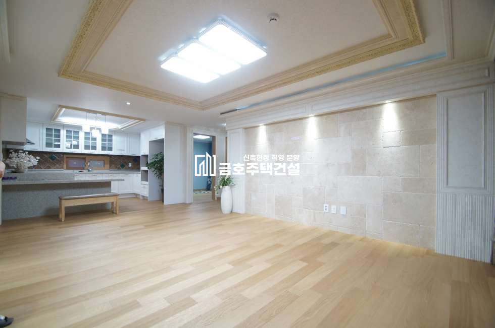 인천 부평구 부평동 테라스가 있는 넓은 3룸! 김장은 테라스에서 하세요~ 분양 매물번호 10121 사진 4