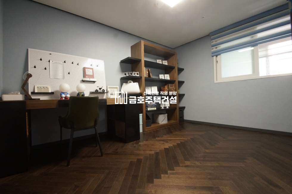 인천 계양구 작전동 모던하고 아늑한 느낌의 인테리어 감성 업! 헤링본 바닥으로 유럽풍 인테리어까지 갖췄습니다! 분양 매물번호 10390 사진 12