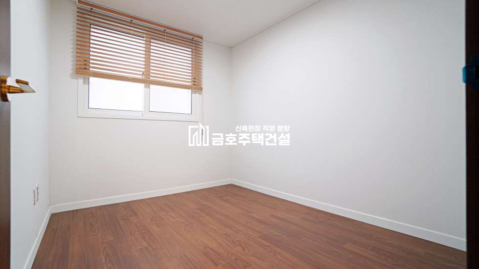 인천 미추홀구 문학동 문학지구 프리미엄 명품 주거공간 / 고급스러운 4룸 집 / 포쉐린타일, 모던인테리어! / 남향 분양 매물번호 11034 사진 12