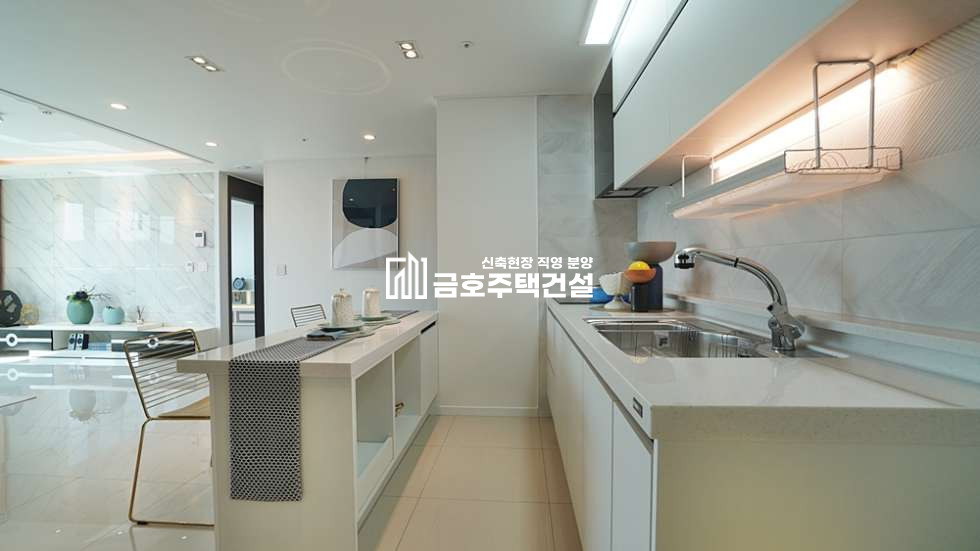 인천 미추홀구 숭의동 미추홀 퍼스트 아파트 / A B C Type / 테라스 / 남향집 분양 매물번호 11031 사진 30