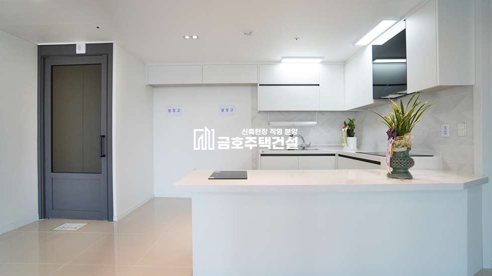 인천 미추홀구 숭의동 미추홀 퍼스트 아파트 / A B C Type / 테라스 / 남향집 분양 매물번호 11031 사진 50