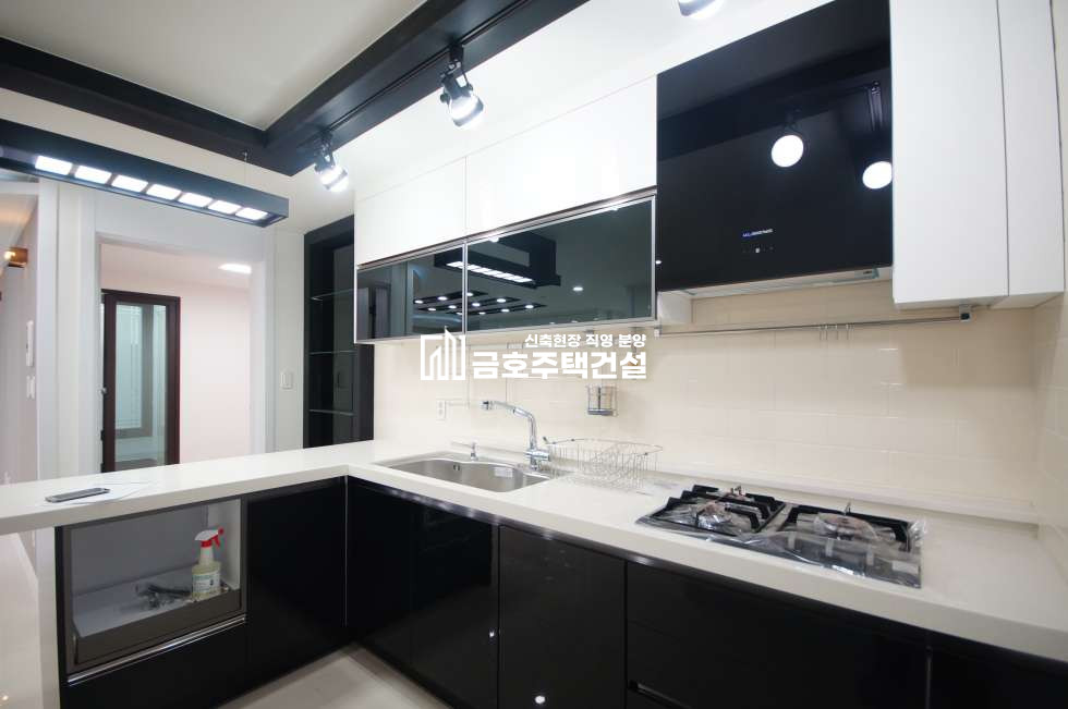 인천 미추홀구 학익동 화이트톤 고급인테리어 / 1.입지조건최고/위치최고 2.대로변/마감5세대 남은상황 분양 매물번호 10097 사진 8