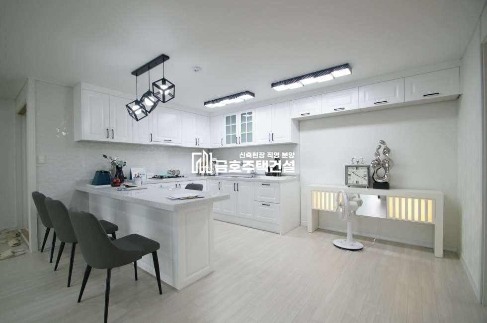 인천 미추홀구 숭의동 숭의역 4룸 초역세권~!! 고급 인테리어 대형평수 GRAND OPEN! 분양 매물번호 10490 사진 8