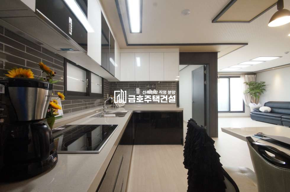 인천 미추홀구 주안동 대형평수 3룸 / 주안동 버스정류장 코앞! 역세권 한걸음! 지하철 1호선&인천2호선 황금라인!! 사방이트인 정남향집! 분양 매물번호 10581 사진 9