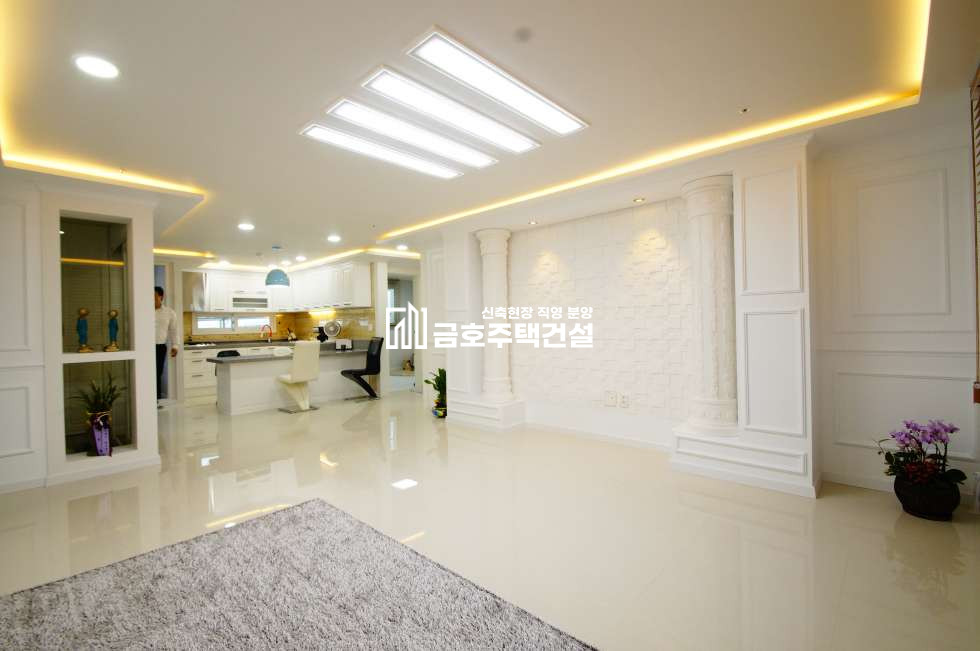 인천 미추홀구 숭의동 럭셔리 32평형 3룸 / 완벽 주거분리 / 군더더기 없는 완벽 몰딩마감 / 최고급 브랜드 자재시공 분양 매물번호 10367 사진 4