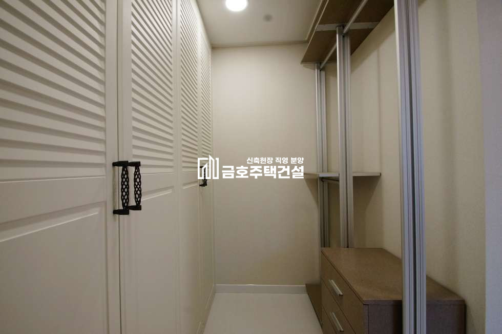 인천 미추홀구 숭의동 럭셔리 32평형 3룸 / 완벽 주거분리 / 군더더기 없는 완벽 몰딩마감 / 최고급 브랜드 자재시공 분양 매물번호 10367 사진 16