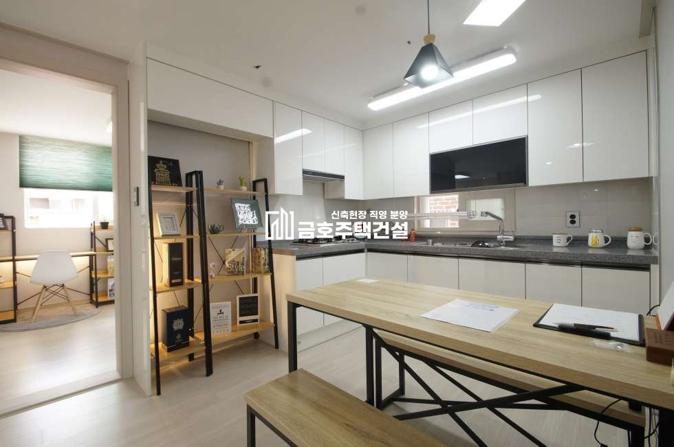인천 검단구 마전동 검단힐스테이트 인근 / 주거분리 /공원 조망 S급 인테리어 뽐내는 고급 3룸 현장 ~!! 분양 매물번호 10928 사진 8