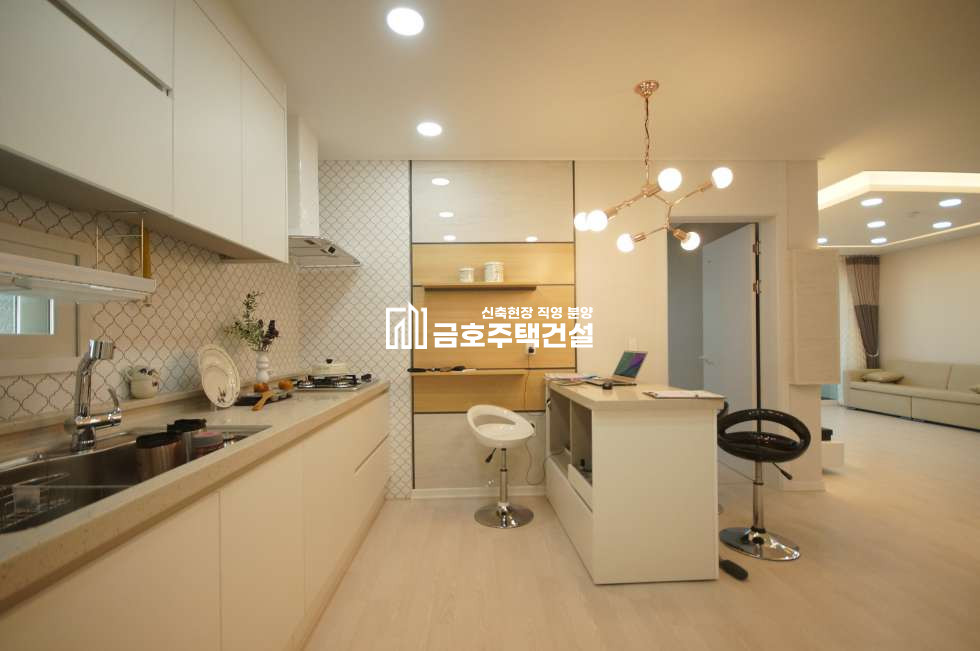 인천 서해구 석남동 ▶석남동━아파트구조/넓은거실/넓은주방/남향집/통베란다/유럽풍 인테리어현장 엑기스만 뽑아서 보여드립니다. 분양 매물번호 10019 사진 8