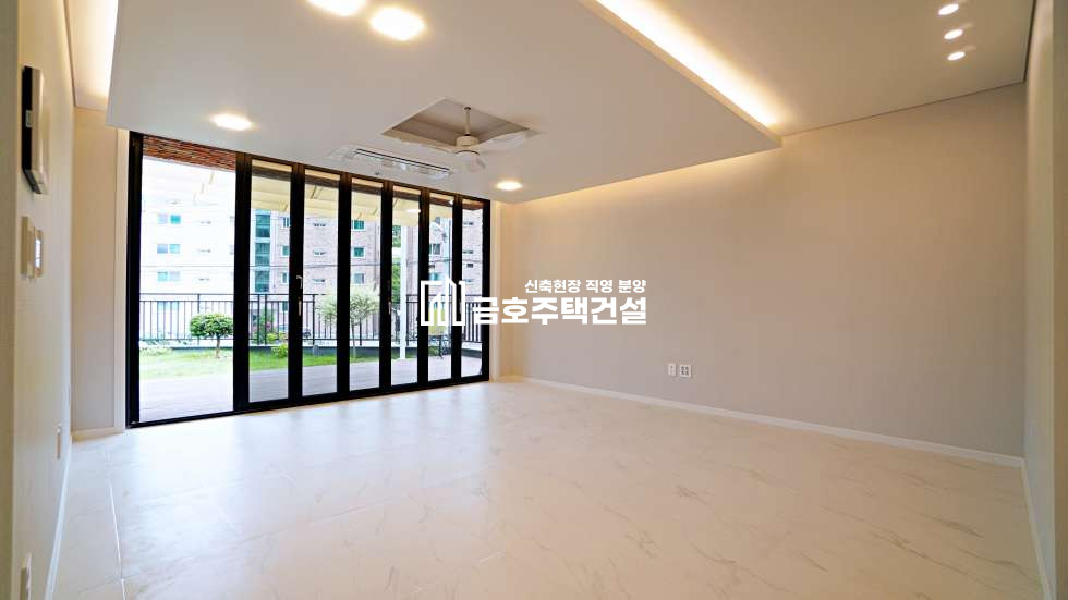경기 광주시 오포읍 단독 전원주택 아르떼 하임 // 단독 전원주택 // 대지 77평 // 잔디마당 /벙커주차장 분양 매물번호 11165 사진 3