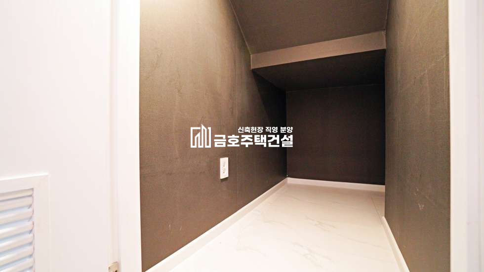 경기 광주시 오포읍 단독 전원주택 아르떼 하임 // 단독 전원주택 // 대지 77평 // 잔디마당 /벙커주차장 분양 매물번호 11165 사진 16