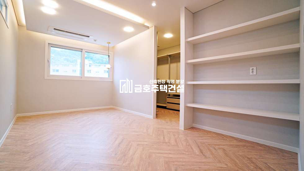 경기 광주시 오포읍 단독 전원주택 아르떼 하임 // 단독 전원주택 // 대지 77평 // 잔디마당 /벙커주차장 분양 매물번호 11165 사진 19