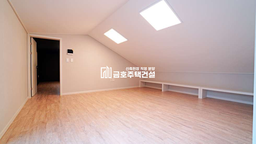 경기 광주시 오포읍 단독 전원주택 아르떼 하임 // 단독 전원주택 // 대지 77평 // 잔디마당 /벙커주차장 분양 매물번호 11165 사진 26