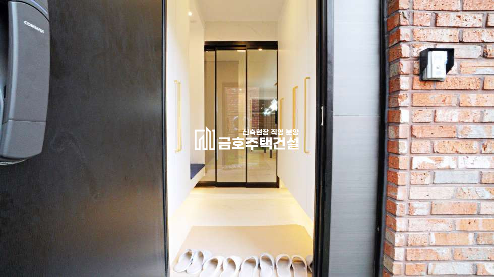 경기 광주시 오포읍 단독 전원주택 아르떼 하임 // 단독 전원주택 // 대지 77평 // 잔디마당 /벙커주차장 분양 매물번호 11165 사진 33