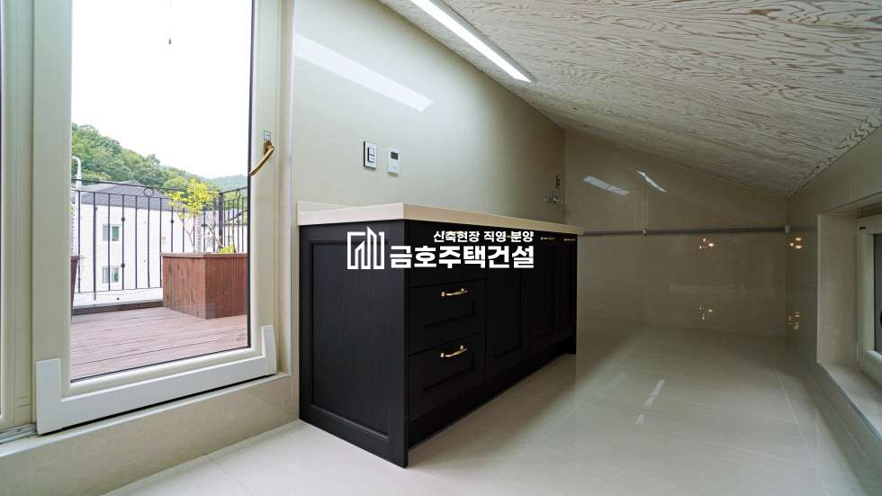 경기 광주시 목현동 수영장있는 아침햇살 //수직형 타운하우스 // 대지 31평 // 실평 55평 분양 매물번호 11164 사진 26