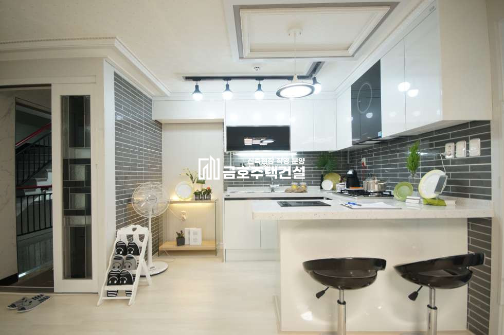 경기 부천오정구 삼정동 ♬ 삼정동 3룸♬ ● 전체 한샘 정품 시공 ● ◐ 층간소음 내진설계 ◑ ☎ 저금리 디딤돌 대출 ☎ 분양 매물번호 10796 사진 6