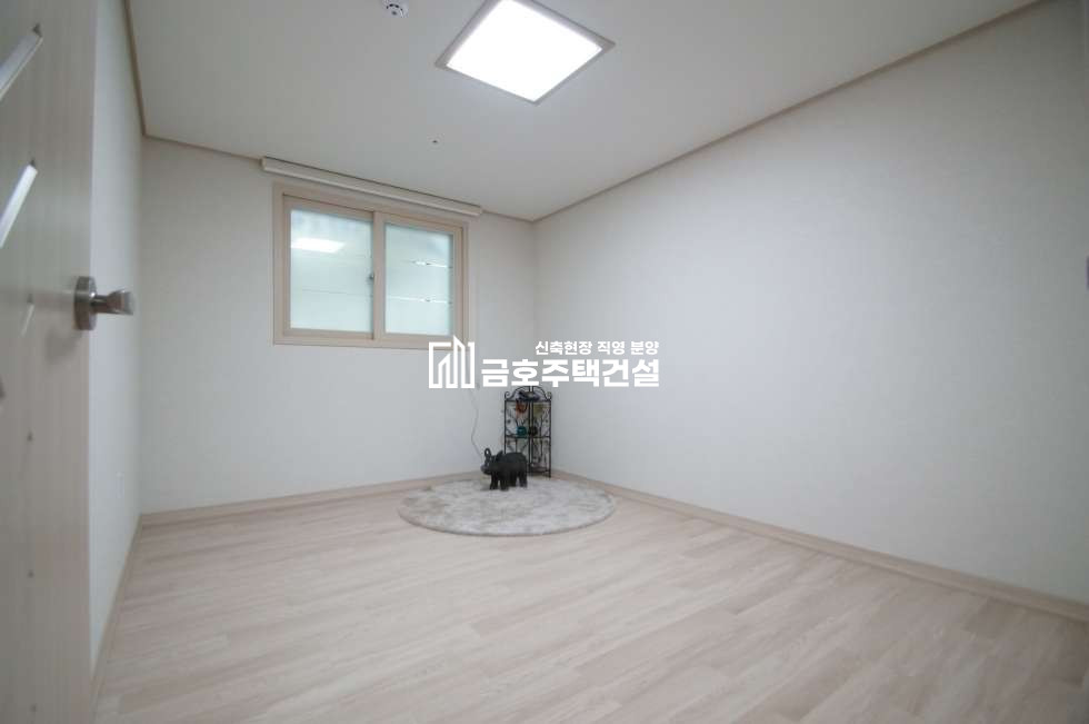 경기 부천소사구 심곡본동 심곡본동 시선집중 3룸 / 정숙한 주택가 / 관공서 밀집 / 버스정류장 집 앞 분양 매물번호 10418 사진 11