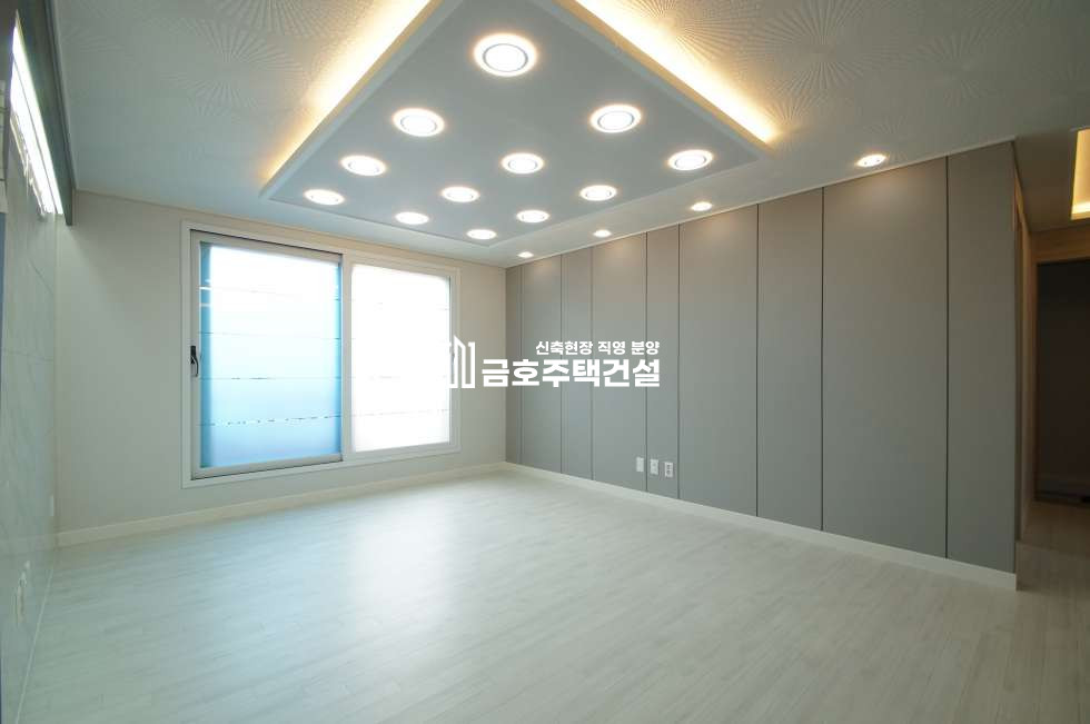 경기 부천원미구 약대동 ≪약대동≫신중동역 4룸★ ☆넓은거실, 방4+욕실2,베란다 ☆초등학교 도보 2분, 교통굿 분양 매물번호 10690 사진 2