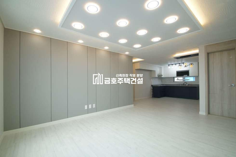 경기 부천원미구 약대동 ≪약대동≫신중동역 4룸★ ☆넓은거실, 방4+욕실2,베란다 ☆초등학교 도보 2분, 교통굿 분양 매물번호 10690 사진 5