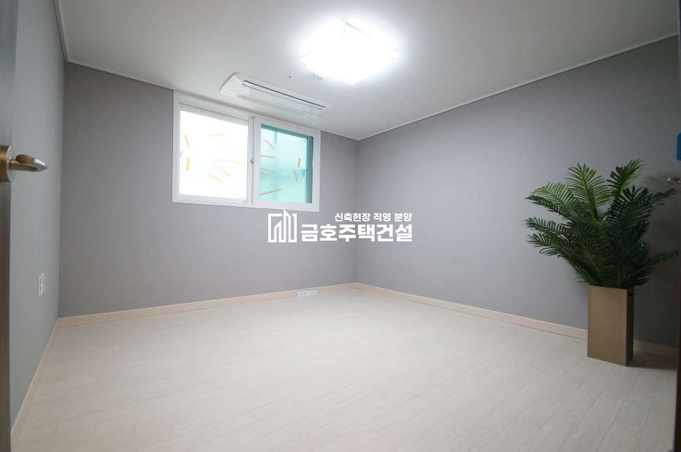 경기 부천오정구 원종동 엘리하임 아파트 //수입 내장재//보조 주방//거실앞 공원뷰// 분양 매물번호 11015 사진 12