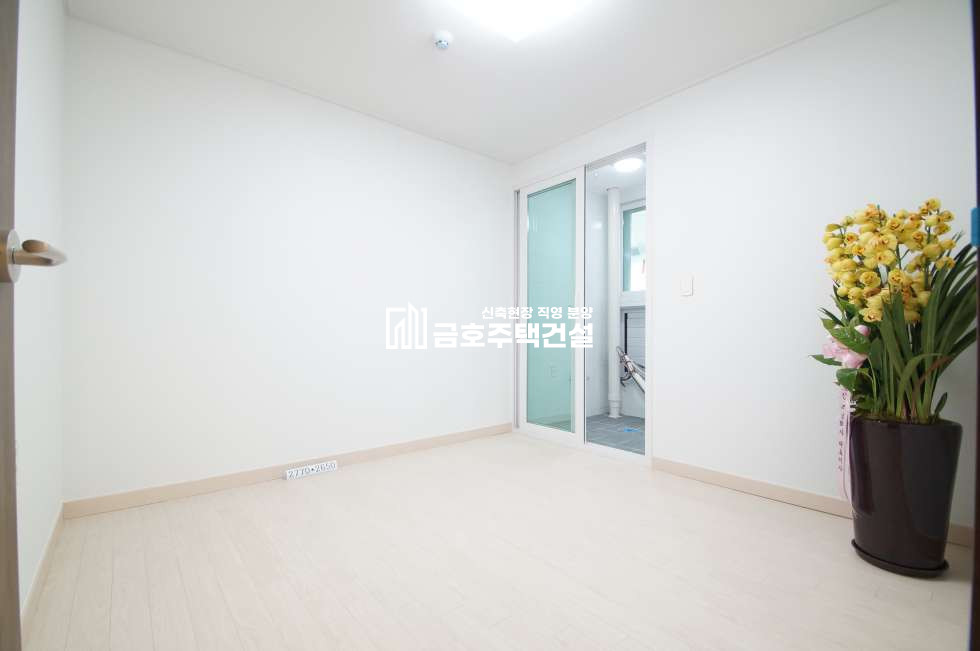 경기 부천오정구 원종동 엘리하임 아파트 //수입 내장재//보조 주방//거실앞 공원뷰// 분양 매물번호 11015 사진 14