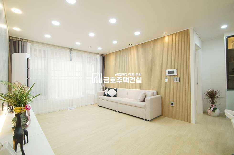 경기 부천오정구 고강동 유창팰리스 13차 14차 / 테라스 / 초등학교 도보3분 분양 매물번호 11213 사진 3