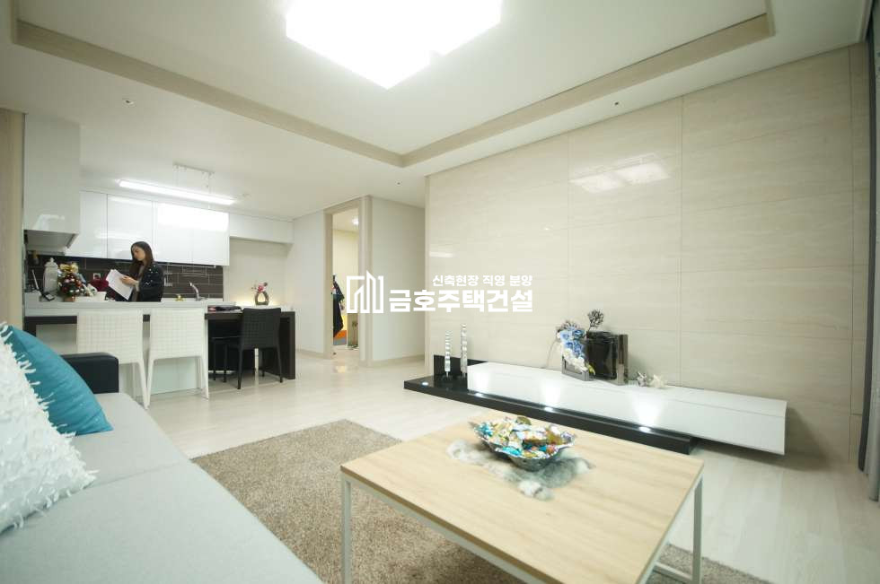 경기 부천원미구 역곡동 ♬역곡역 3분 시장10초 3룸♬ ①주변 아파트포진 가격상승최고 !!! 분양 매물번호 10212 사진 4
